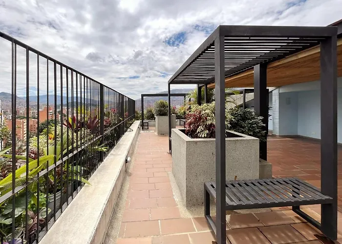 Stunning Duplex In Laureles